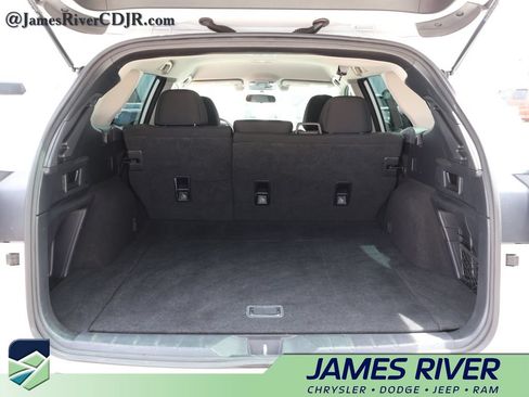 Used 2021 Subaru Outback AWD/4WD image 14