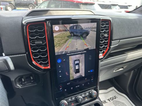 Used 2025 Ford Ranger Raptor AWD/4WD image 17