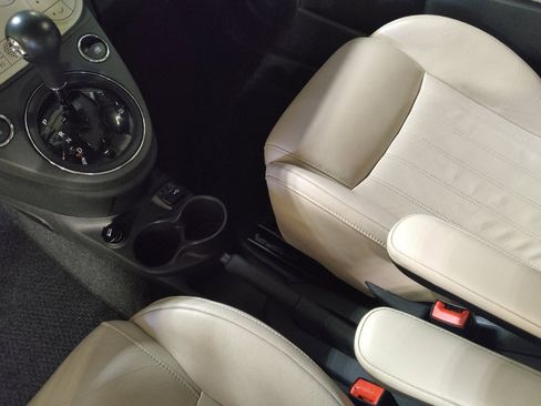 Used 2017 FIAT 500 Lounge image 26