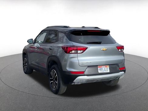 Used 2025 Chevrolet TrailBlazer LT image 11