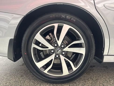 Used 2023 Honda Odyssey Touring image 25