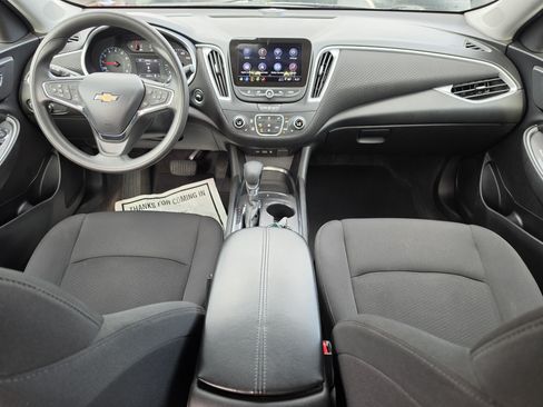 Used 2023 Chevrolet Malibu LT FWD image 18
