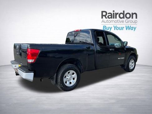 Used 2005 Nissan Titan XE w/ (W02) Preferred Pkg AWD/4WD image 7