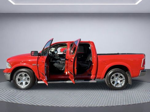 Used 2015 RAM 1500 Laramie w/ Convenience Group AWD/4WD image 11