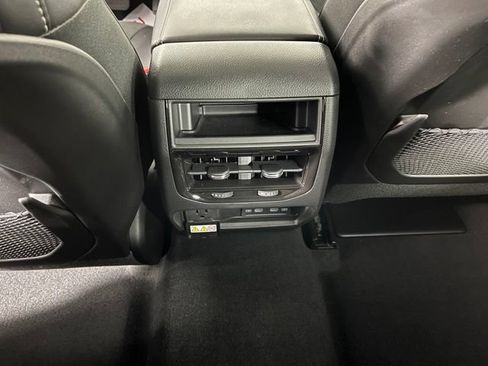 Used 2026 Jeep Grand Cherokee Altitude AWD/4WD image 41