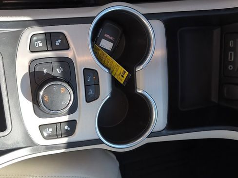 Used 2020 GMC Terrain Denali w/ Denali Premium Package image 23