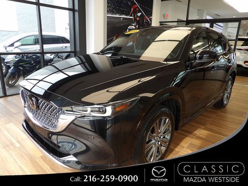 Certified 2025 MAZDA CX-5 Signature AWD/4WD image 1
