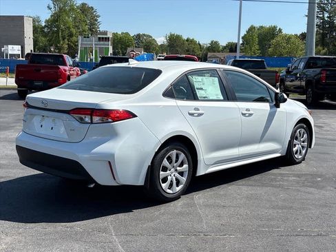 New 2026 Toyota Corolla LE FWD image 3