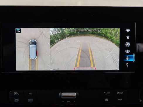 Used 2021 Mercedes-Benz Sprinter 2500 image 17