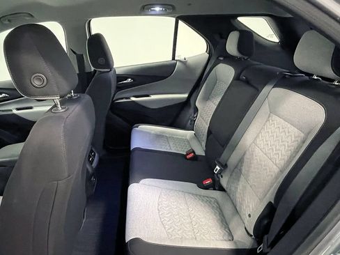 Used 2023 Chevrolet Equinox LS FWD image 18