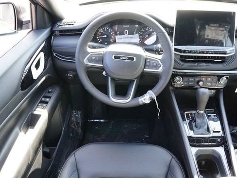 New 2026 Jeep Compass Limited image 12