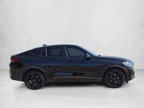 Used 2021 BMW X6 xDrive40i w/ Executive Package 2 AWD/4WD image 4