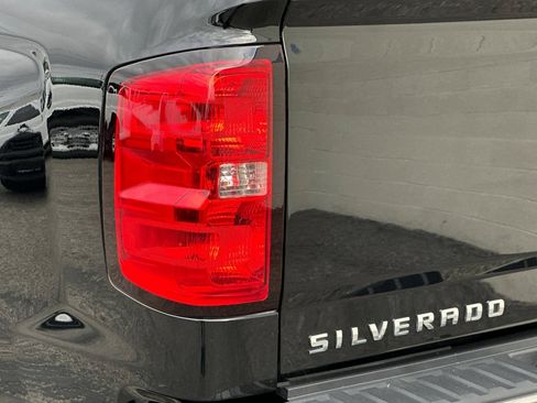 Certified 2018 Chevrolet Silverado 1500 LT w/ All Star Edition RWD image 35