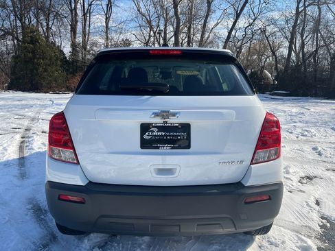 Used 2016 Chevrolet Trax LS image 11
