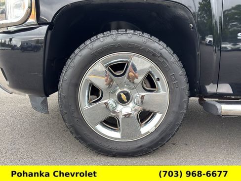 Used 2011 Chevrolet Silverado 1500 LTZ w/ LTZ Plus Package AWD/4WD image 27
