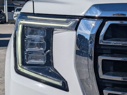 Used 2023 GMC Yukon SLT image 8