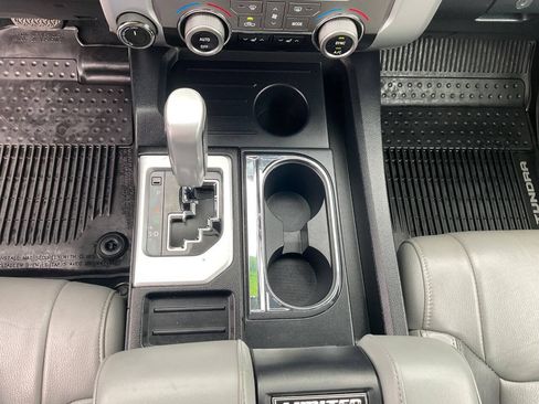 Used 2018 Toyota Tundra Limited w/ Limited Premium Package AWD/4WD image 30
