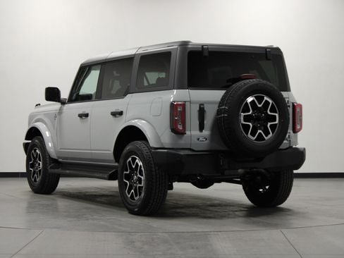 New 2026 Ford Bronco Outer Banks image 6