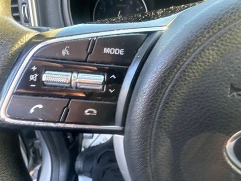Used 2020 Kia Sportage LX FWD image 15
