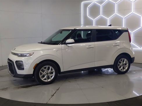 Used 2021 Kia Soul S image 11
