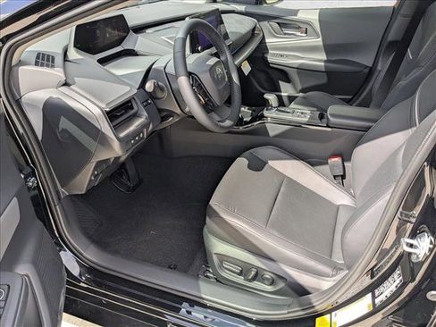 Used 2026 Toyota Prius XLE image 4