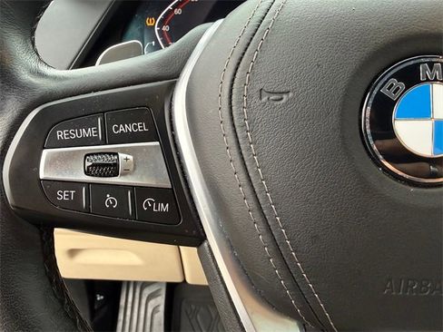 Used 2022 BMW X5 sDrive40i w/ Luxury Seating Package image 17