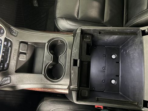 Used 2020 GMC Yukon XL SLT w/ Value Plus Edition image 16