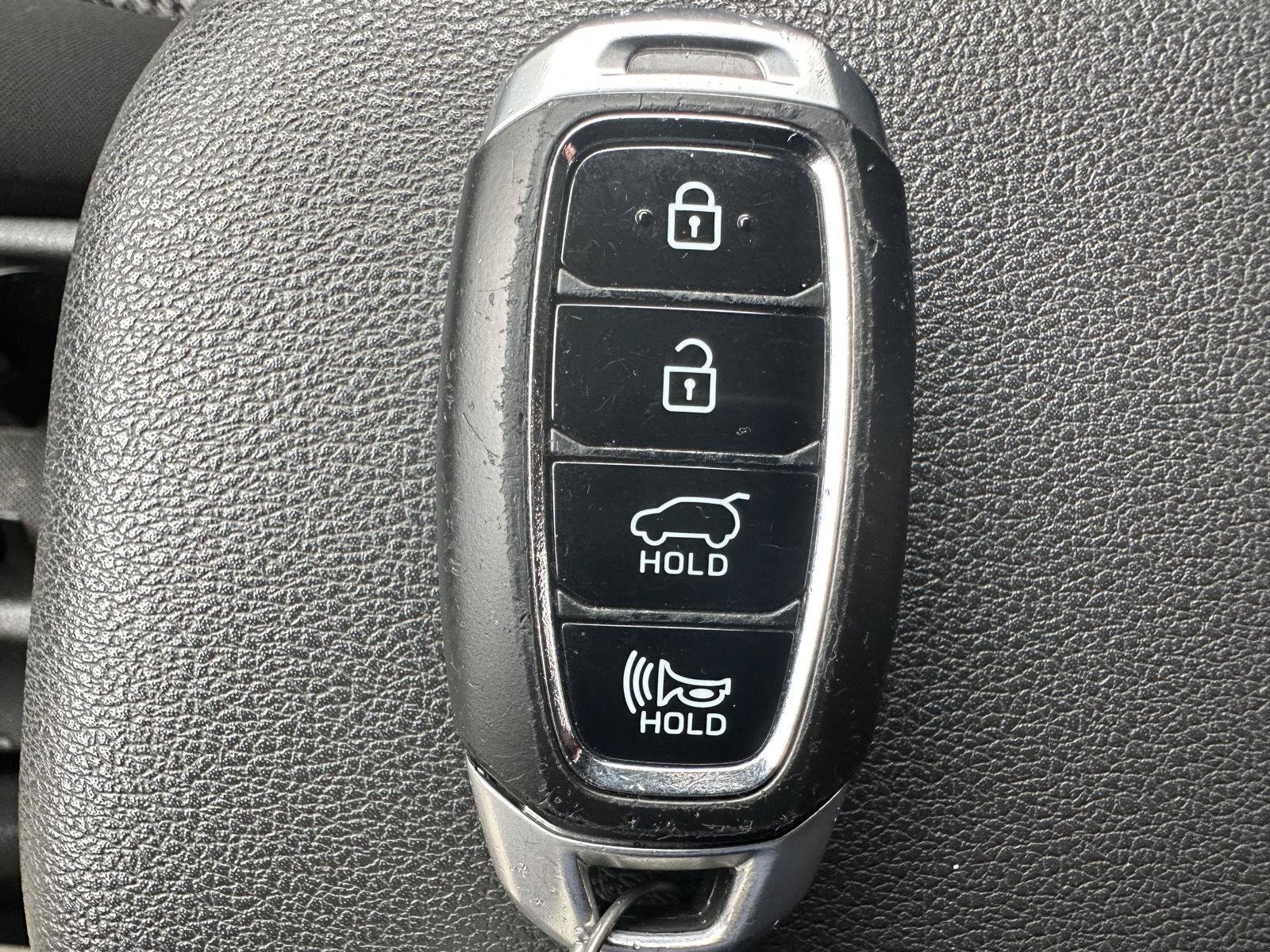 Used 2020 Hyundai Kona SEL AWD/4WD image 14