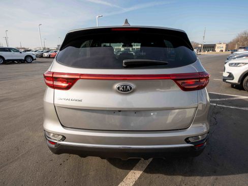Used 2021 Kia Sportage LX image 5