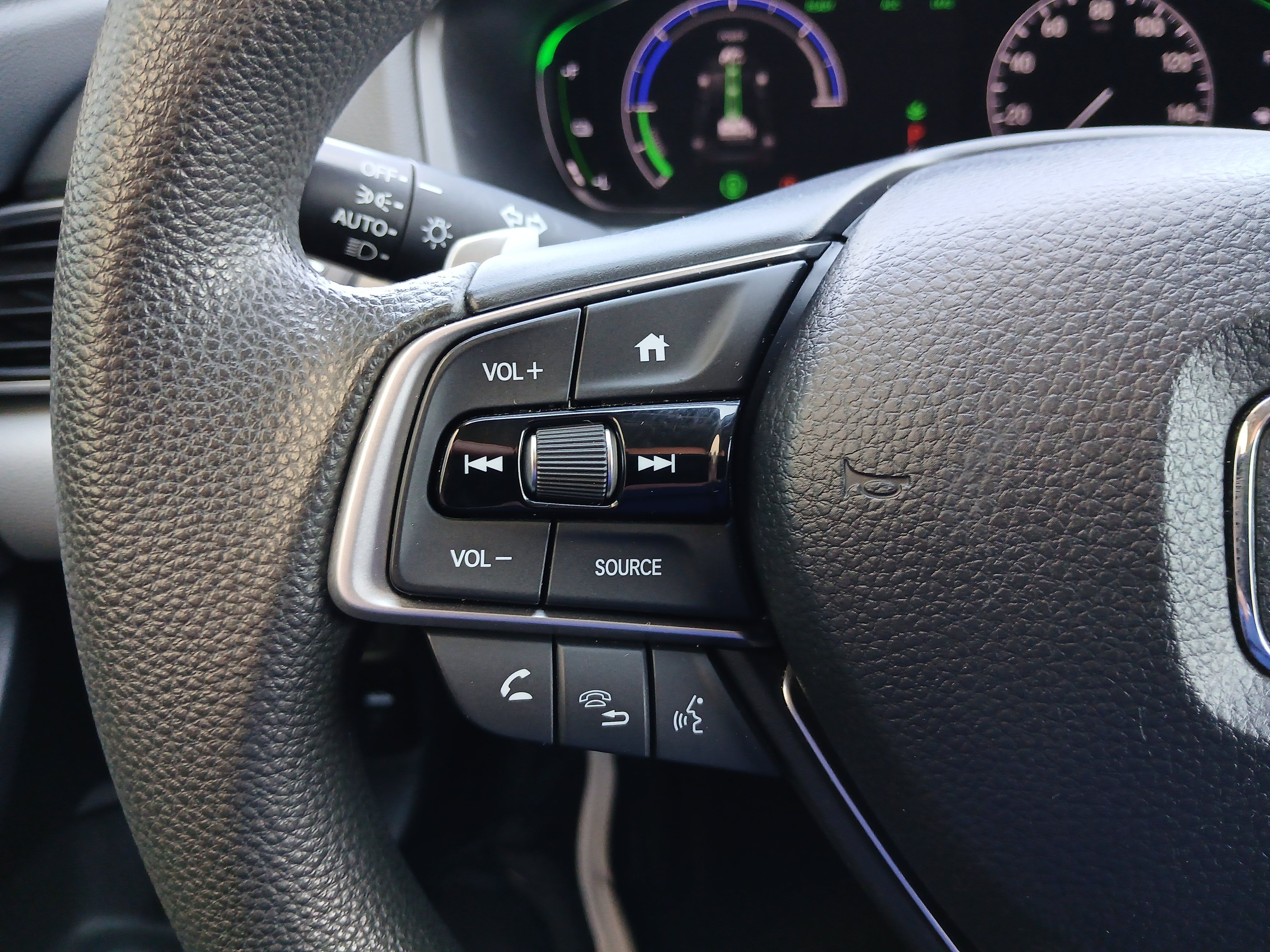 Used 2020 Honda Accord Hybrid image 11