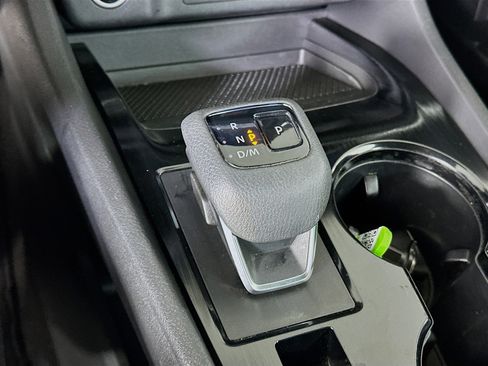 Used 2023 Nissan Rogue SV image 24