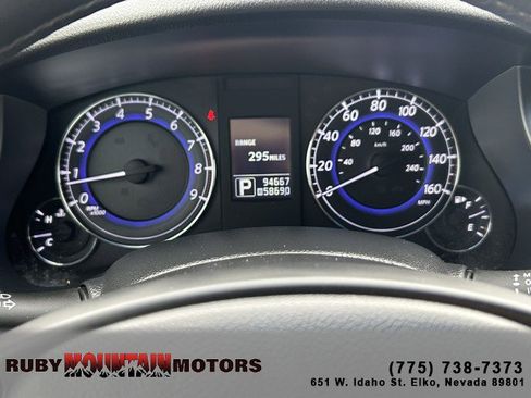 Used 2011 INFINITI EX35 Journey w/ Premium Pkg image 15