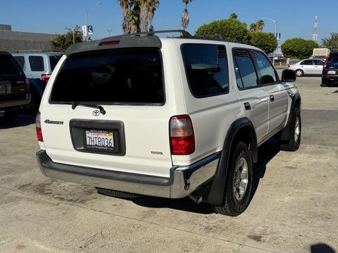 Used 2000 Toyota 4Runner 2WD image 10