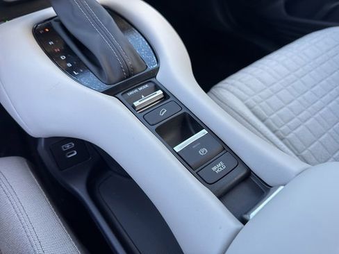 New 2027 Honda HR-V LX image 22
