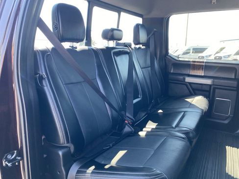Used 2018 Ford F150 Lariat w/ Equipment Group 502A Luxury AWD/4WD image 6