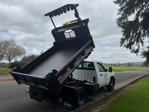 Used 2013 Chevrolet Silverado 3500 W/T RWD image 33