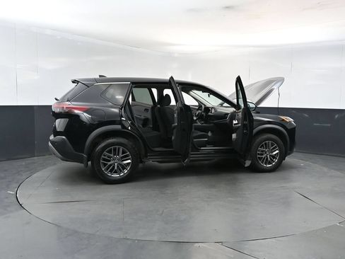 Used 2023 Nissan Rogue S AWD/4WD image 26