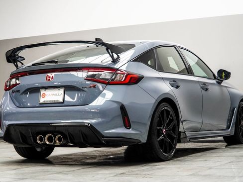 Used 2024 Honda Civic Type R image 12