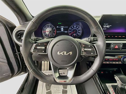 Used 2022 Kia Forte GT-Line w/ GT-Line Premium Package FWD image 11