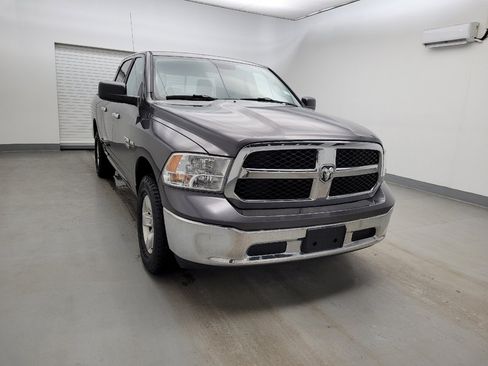 Used 2017 RAM 1500 Classic SLT image 14