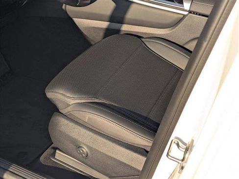 New 2026 Mercedes-Benz GLC 300 image 4