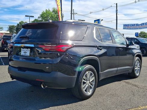 Used 2023 Chevrolet Traverse LT AWD/4WD image 7