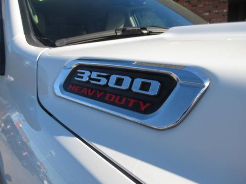 Used 2022 RAM 3500 Laramie image 5