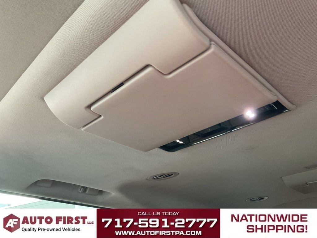 Used 2020 Cadillac Escalade ESV Luxury AWD/4WD image 32