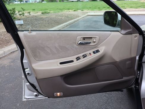 Used 1998 Honda Accord LX image 23
