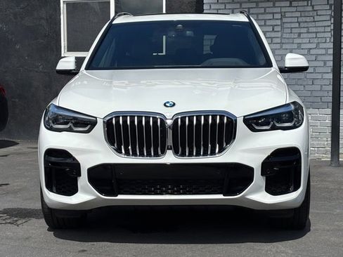 Used 2023 BMW X5 sDrive40i w/ M Sport Package image 2