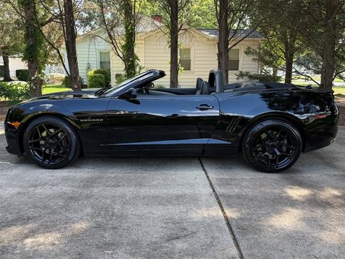 Used 2012 Chevrolet Camaro SS w/ RS Package RWD image 22