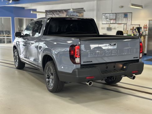 New 2026 Honda Ridgeline Sport image 8