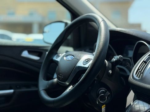 Used 2014 Ford Escape SE FWD image 25