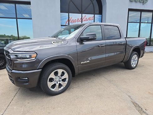 Used 2026 RAM 1500 Big Horn AWD/4WD image 4